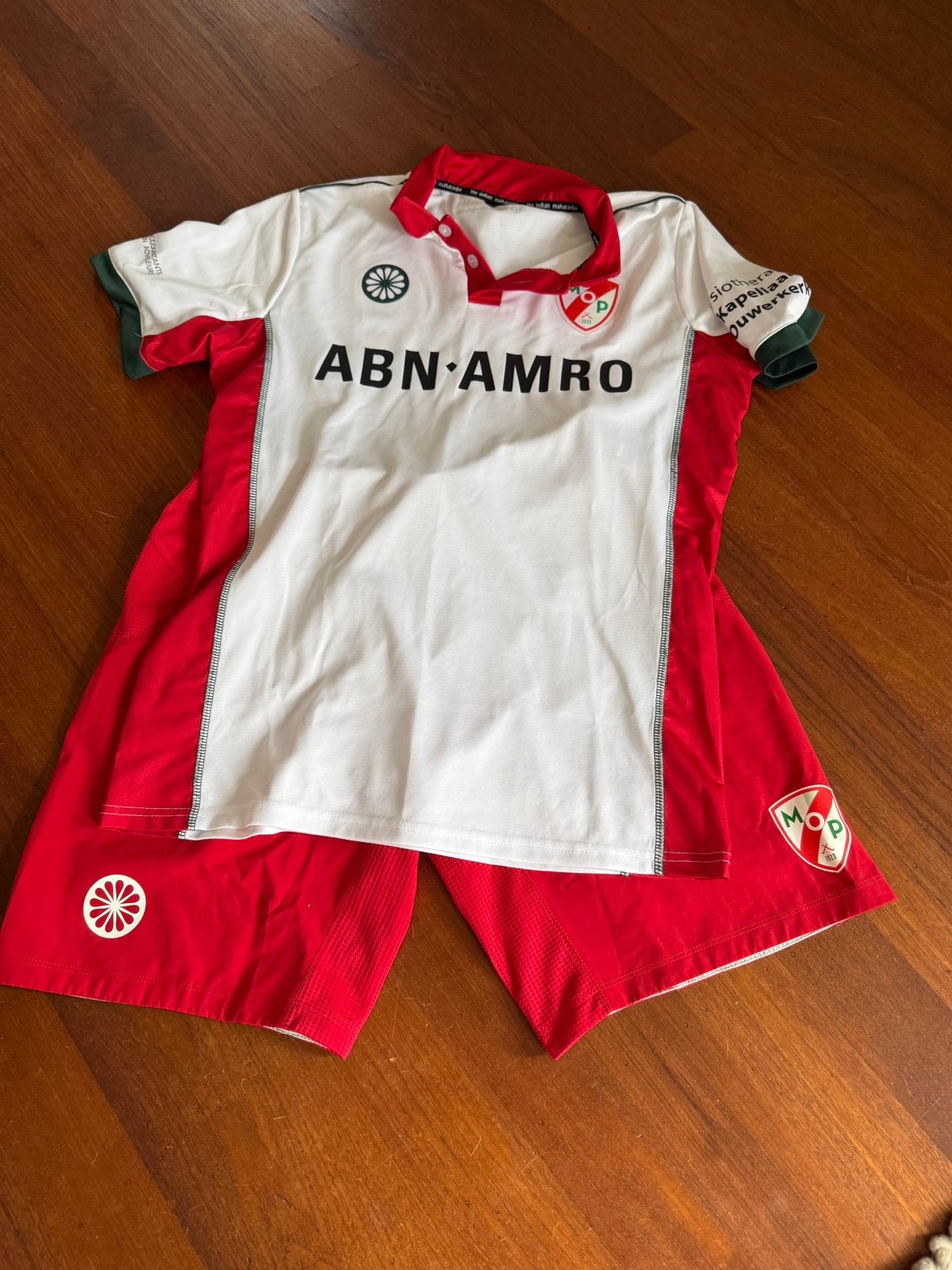 MOP hockey tenue maat S Indian Maharadja, Sport en Fitness, Ophalen of Verzenden, Zo goed als nieuw, Kleding