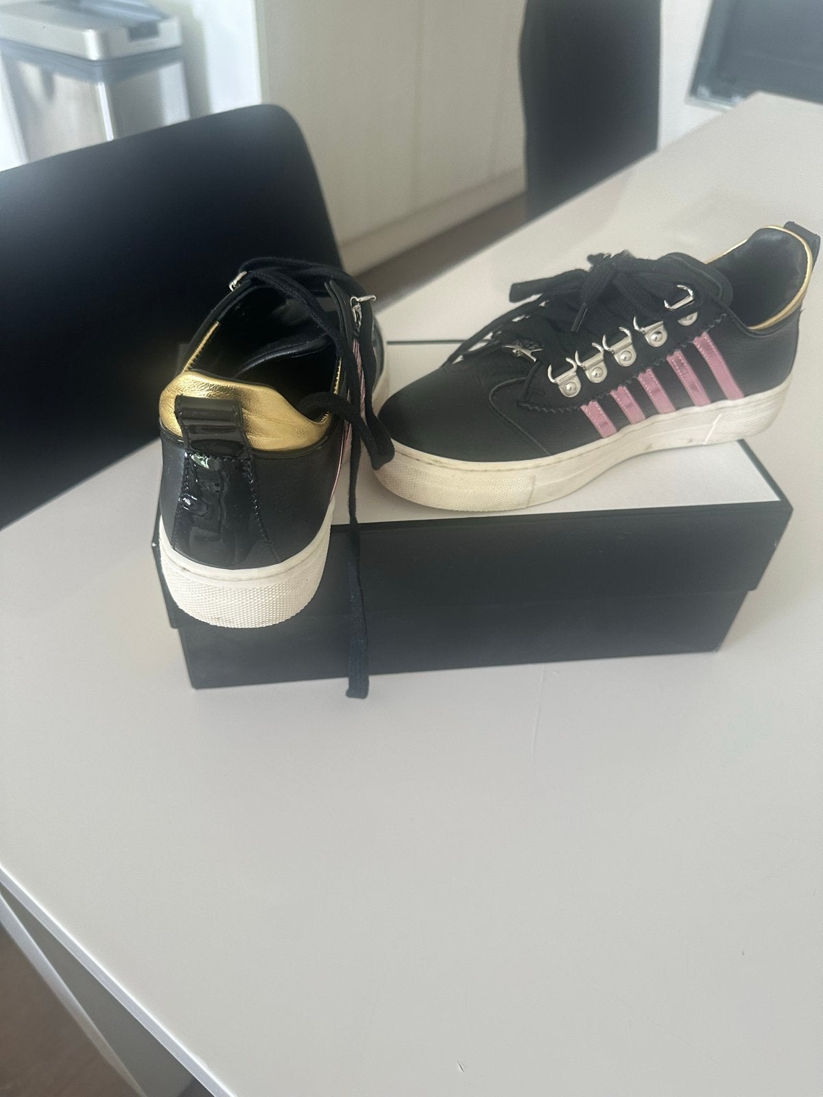 Dsquared2 Sneakers Zwart/Roze - Maat 34, Ophalen, Zo goed als nieuw