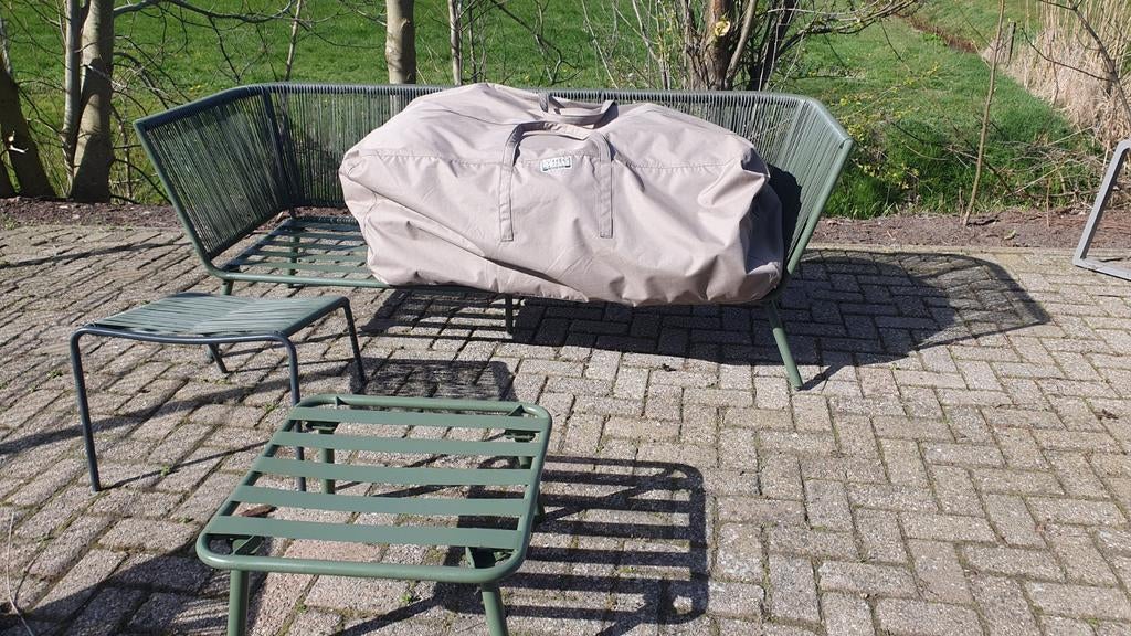 Groene Intratuin tuinbank met tafel, loungedeel en dienblad., Tuin en Terras, Tuinbanken, Ophalen, Gebruikt, Wicker