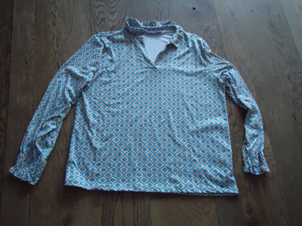 Gekleurde Musthaves by Elja top L/XL, Overige kleuren, Maat 46/48 (XL) of groter, Ophalen of Verzenden, Lange mouw
