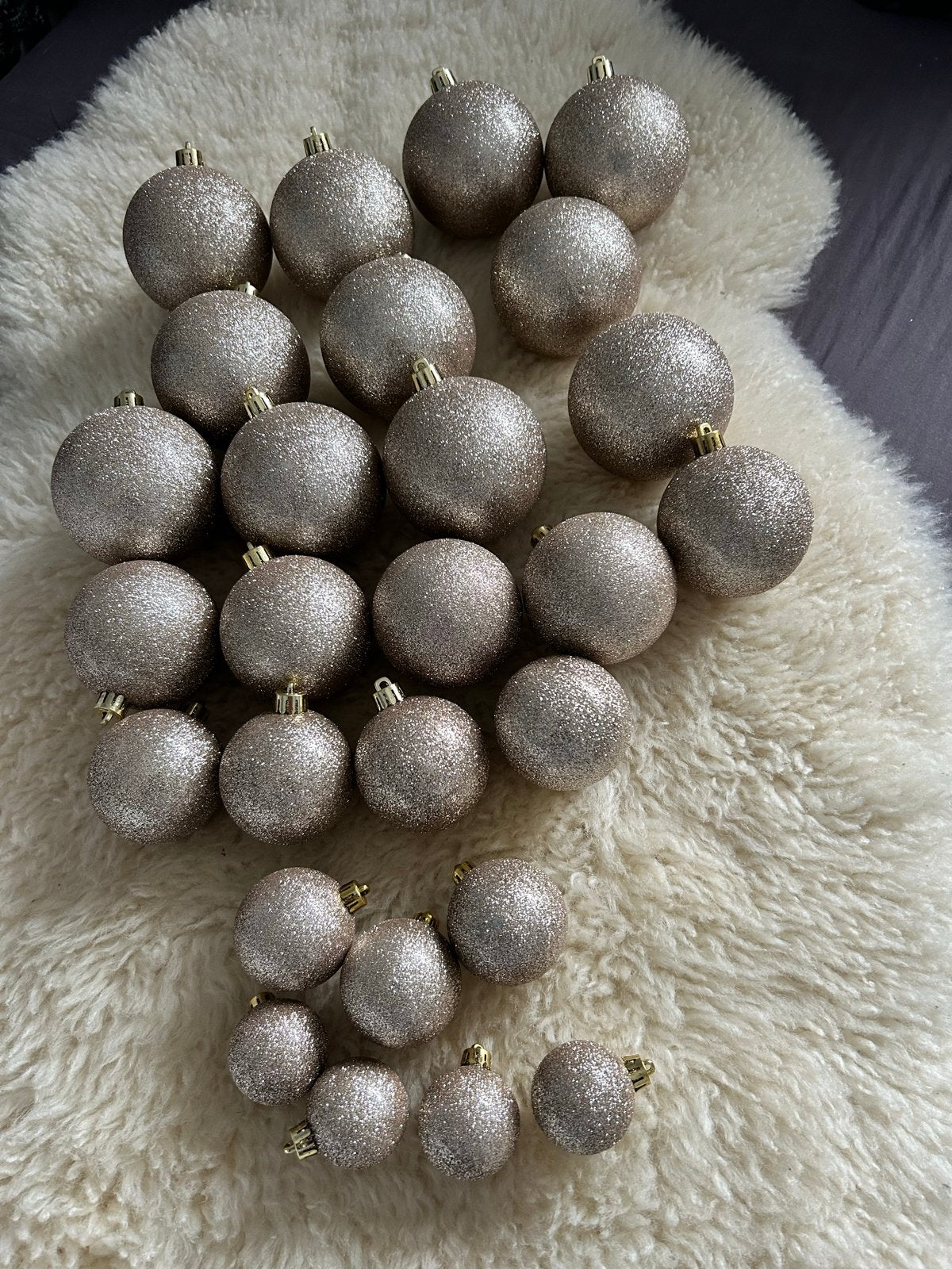 Kerstballen goud/glitter 28, Ophalen of Verzenden, Zo goed als nieuw