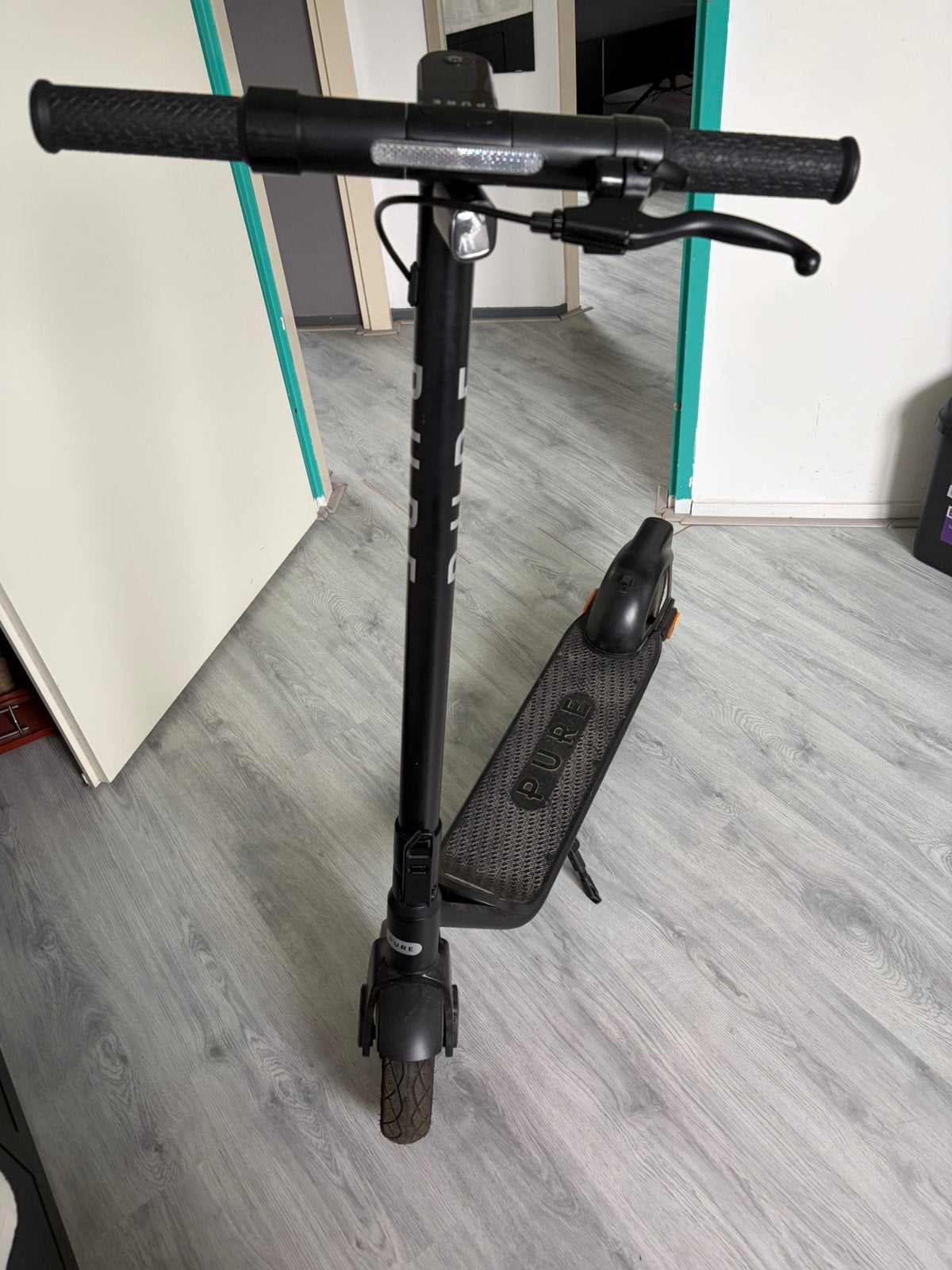 Te koop Pure Air, 4 elektrische step, zwart, Ophalen, Zo goed als nieuw, Elektrische step (E-scooter)