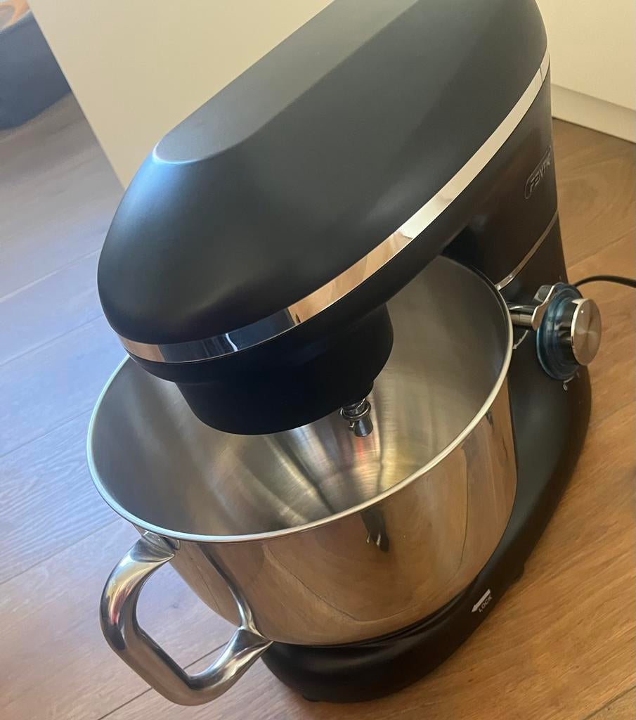 Fentic Keukenmachine 1500 Watt, 4 liter of meer, Ophalen, Zo goed als nieuw, 3 snelheden of meer