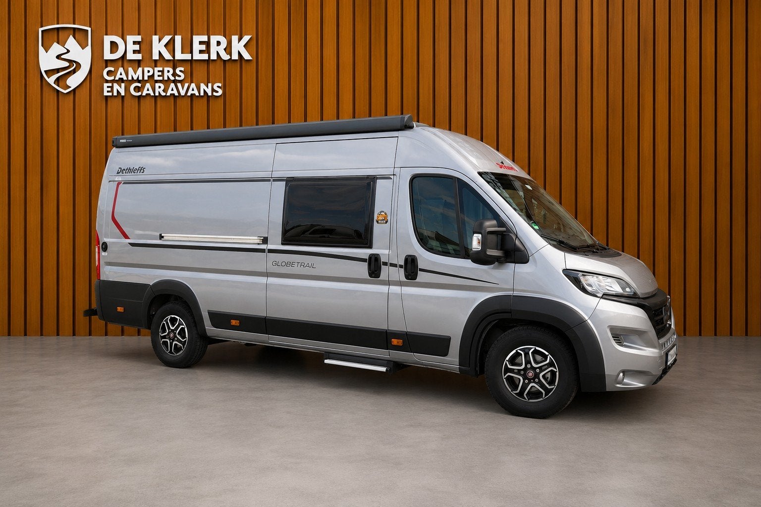 Dethleffs Globetrail 640 EK verwacht (bj 2024), Caravans en Kamperen, Automaat, Buscamper of Camperbus, Tot en met 2, 6 tot 7 meter