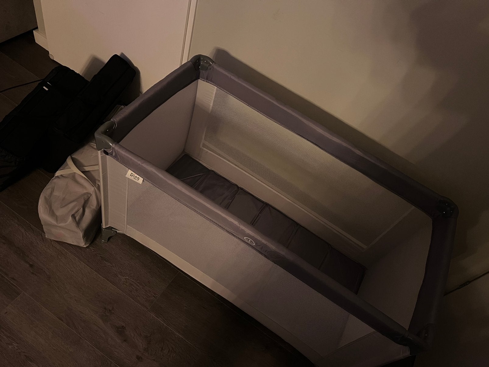 2x Ding baby camping-/reis bedje met matras, Kinderen en Baby's, Kinderkamer | Bedden, Ophalen, Zo goed als nieuw, Minder dan 140 cm