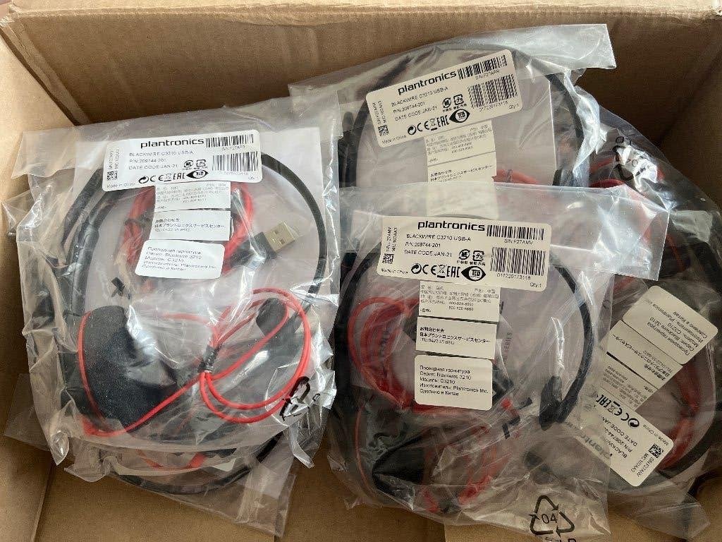 10 x Plantronics blackwire C3210 USB-A, Computers en Software, Headsets, Ophalen, Nieuw, On-ear, Plantronics (Poly)