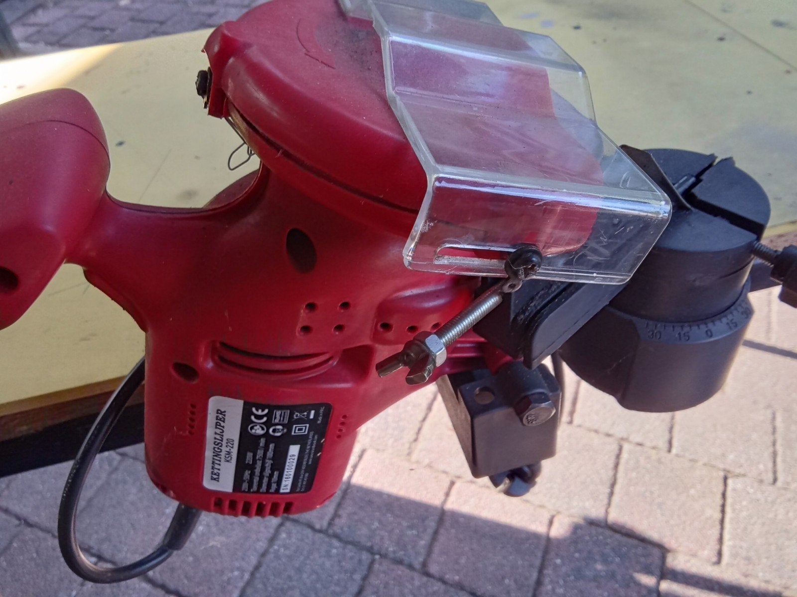Kettingzaagslijper - Elektrisch - Zo goed als nieuw, Doe-het-zelf en Verbouw, Ophalen of Verzenden, Zo goed als nieuw, Minder dan 700 watt