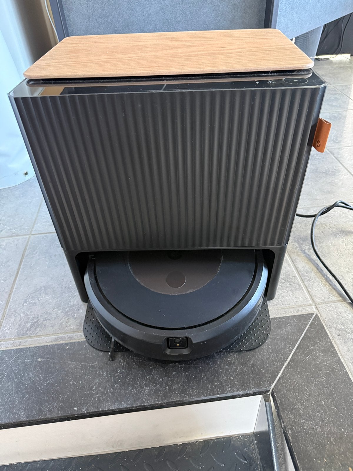 IRobot Roomba combo j9+, Witgoed en Apparatuur, Ophalen, Zo goed als nieuw, Robotstofzuiger