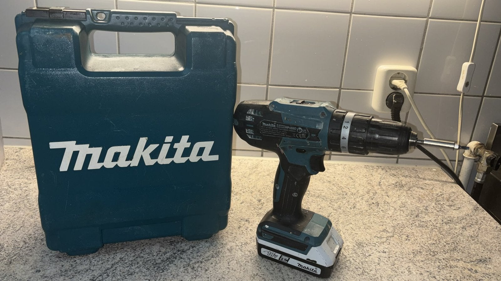 Makita boormachine, Ophalen of Verzenden, Zo goed als nieuw, Boormachine