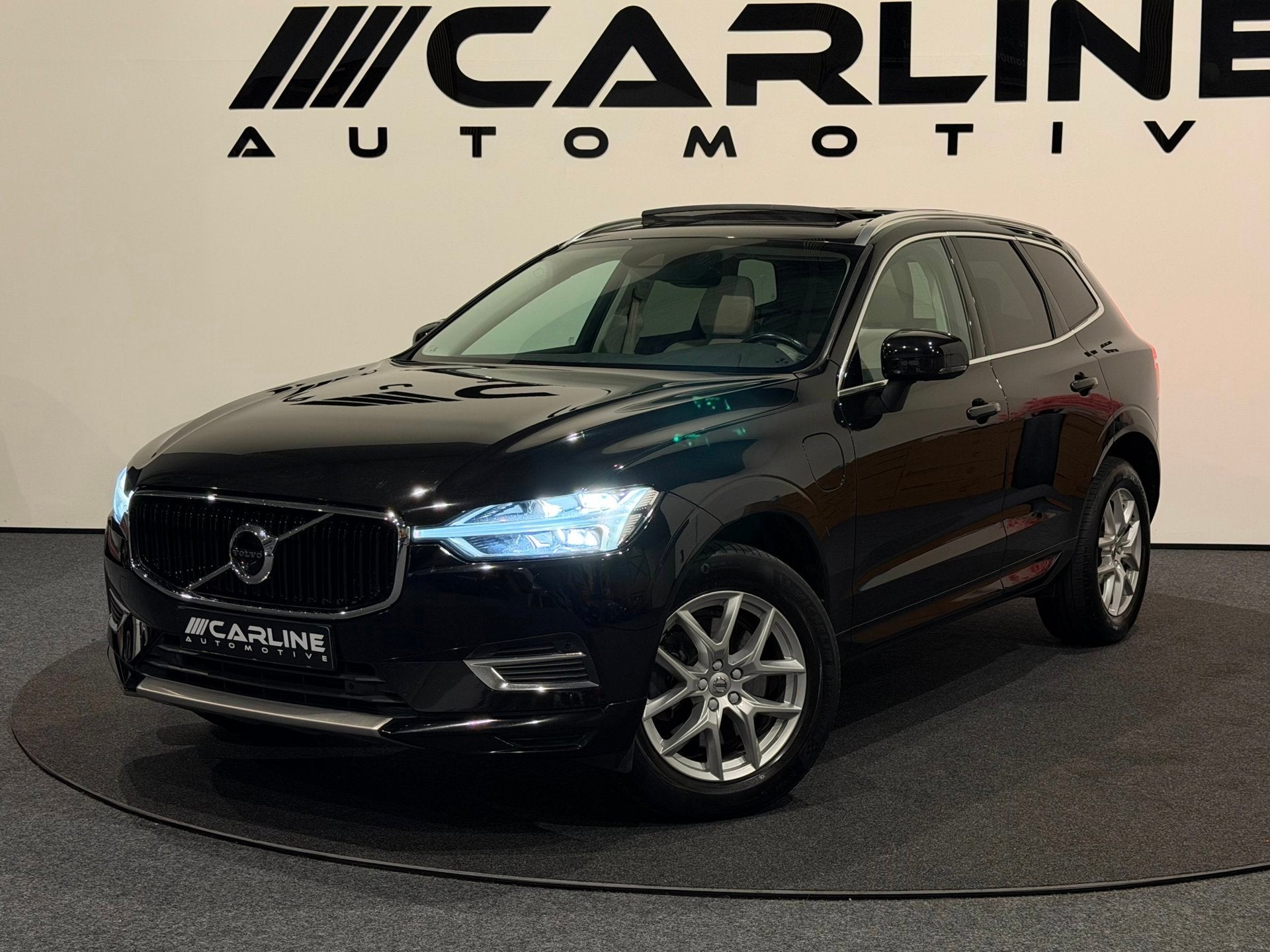 Volvo XC60 2.0 T8 Twin Engine AWD Momentum PLUG-IN HYBRIDE P, Gebruikt, 1969 cc, Bedrijf, XC60