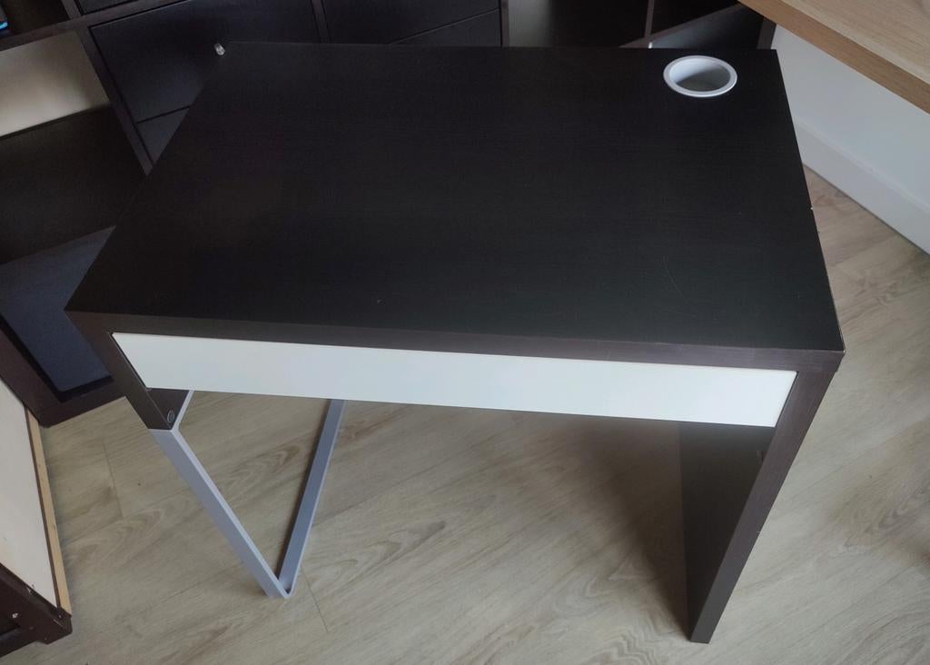 IKEA Micke bureau zwartbruin 73x50cm, Ophalen, Gebruikt
