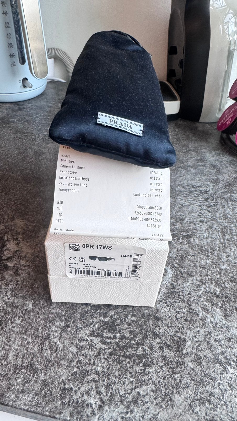 Prada Zonnebril PR 17WS Zwart | Compleet met Doos & Bon, Ophalen, Zo goed als nieuw, Zwart, Overige merken
