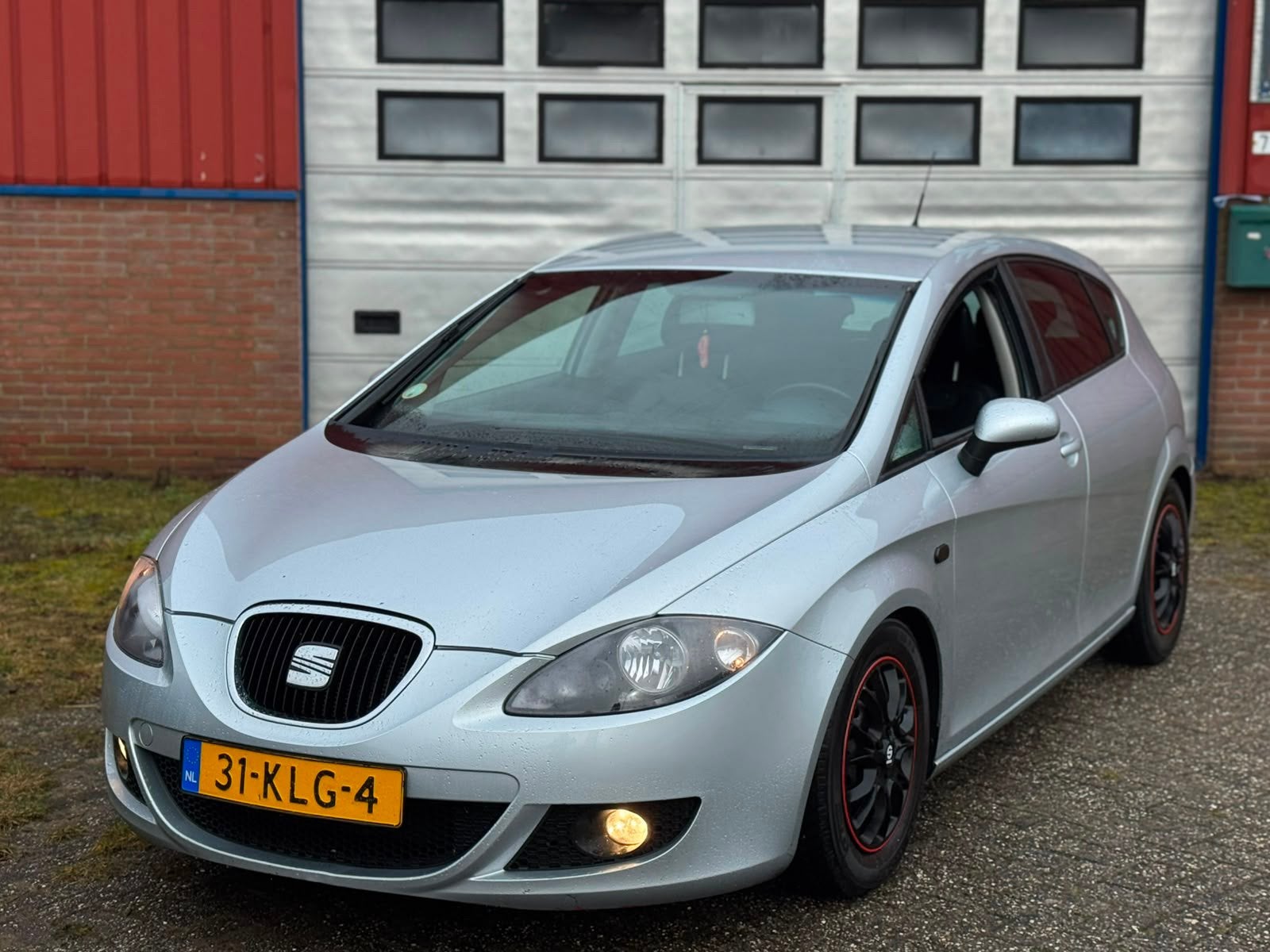 Seat leon 1.9 TDI | cruise | airco | lederen bekleding |, Voorwielaandrijving, Euro 5, Parkeersensor, 4 cilinders