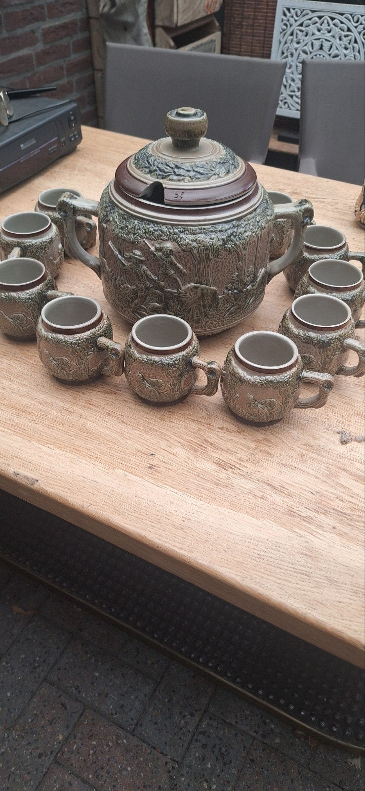 Vintage jachttafereel punch set met 12 mokken, Antiek en Kunst, Antiek | Keramiek en Aardewerk, Ophalen