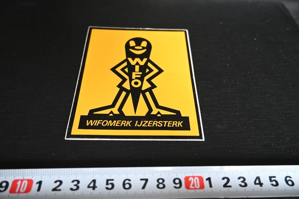 sticker WIFO Wifomerk ijzersterk *, Ophalen, Zo goed als nieuw