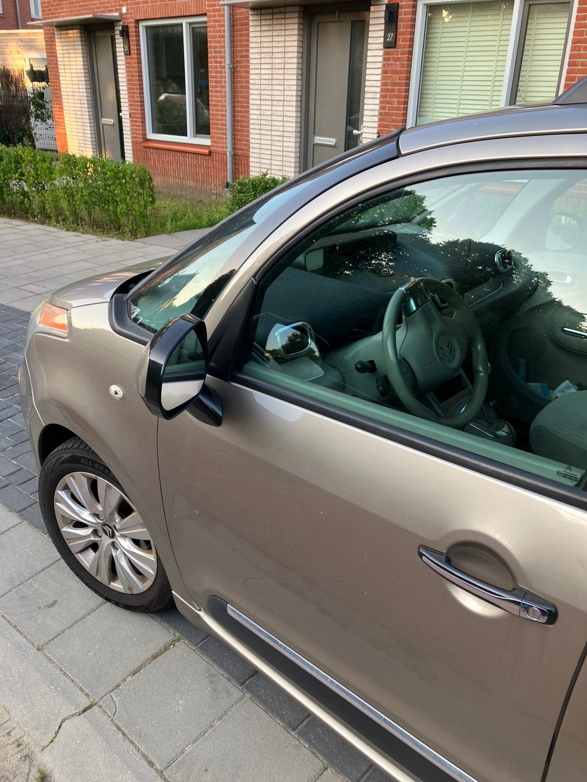Citroën C3 Picasso 1.4 VTI 2009 Beige, Auto's, Citroën, Voorwielaandrijving, Beige, Origineel Nederlands, Bruin