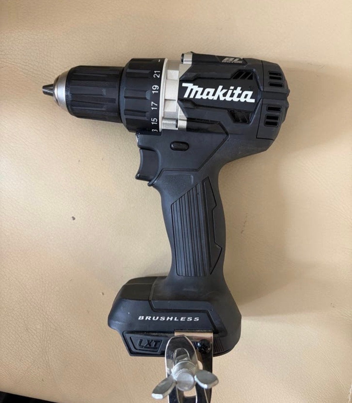 Makita DDF484 Boor-/Schroefmachine, Ophalen, Variabele snelheid, Minder dan 400 watt, Zo goed als nieuw