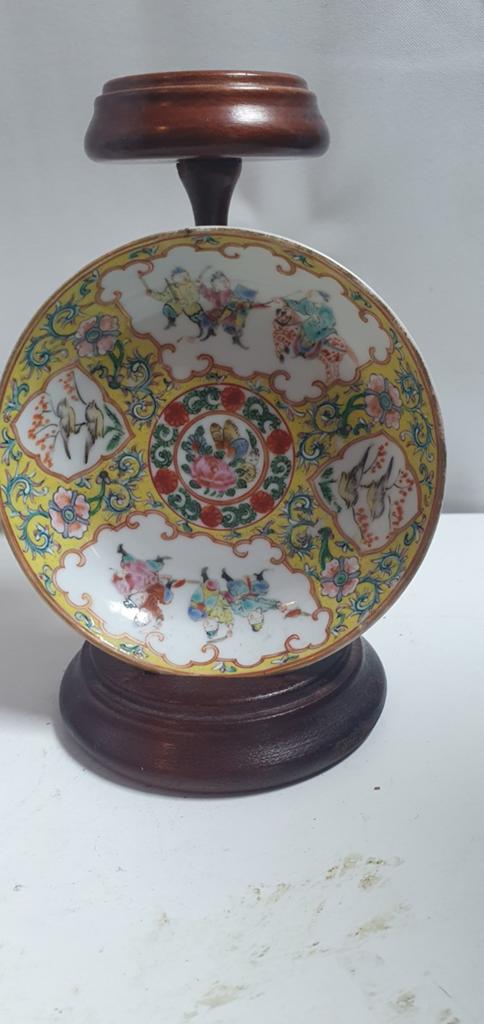 Chinees zeldzaam schotel, Antiek en Kunst, Antiek | Porselein, Ophalen of Verzenden