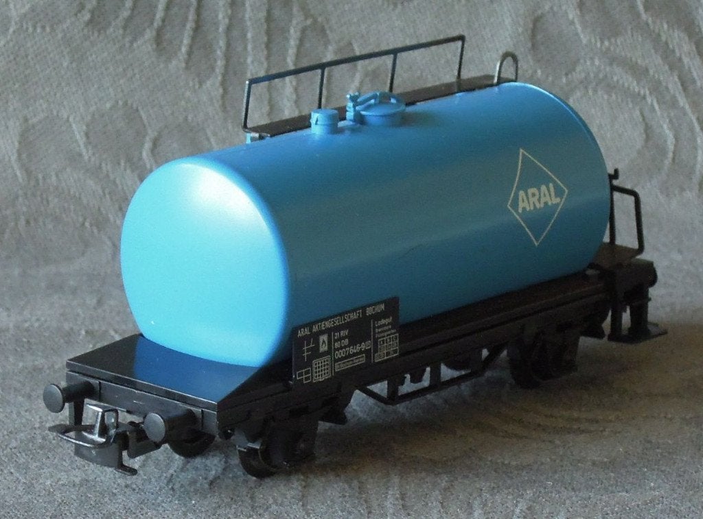Nr R-RR82: 1 Marklin ARAL tankwagon blauw, Hobby en Vrije tijd, Modeltreinen | H0, Wisselstroom, Ophalen of Verzenden, Zo goed als nieuw