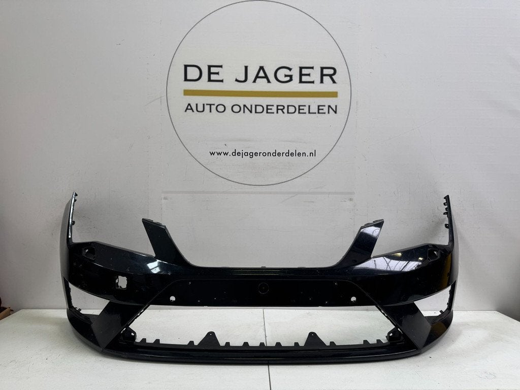 SEAT LEON 5F FR CUPRA VOORBUMPER BUMPER 5F0807221M, Auto-onderdelen, Carrosserie en Plaatwerk, Gebruikt, Voor, Autovia A-2, Km 585 585
08760  Martorell, ES