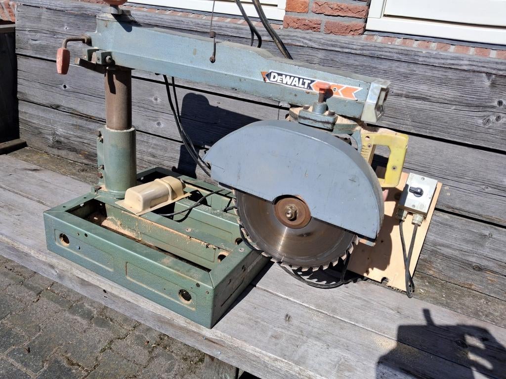 Dewalt radiaal afkortzaag, Doe-het-zelf en Verbouw, Gebruikt, Ophalen of Verzenden, Dewalt, Afkortzaag