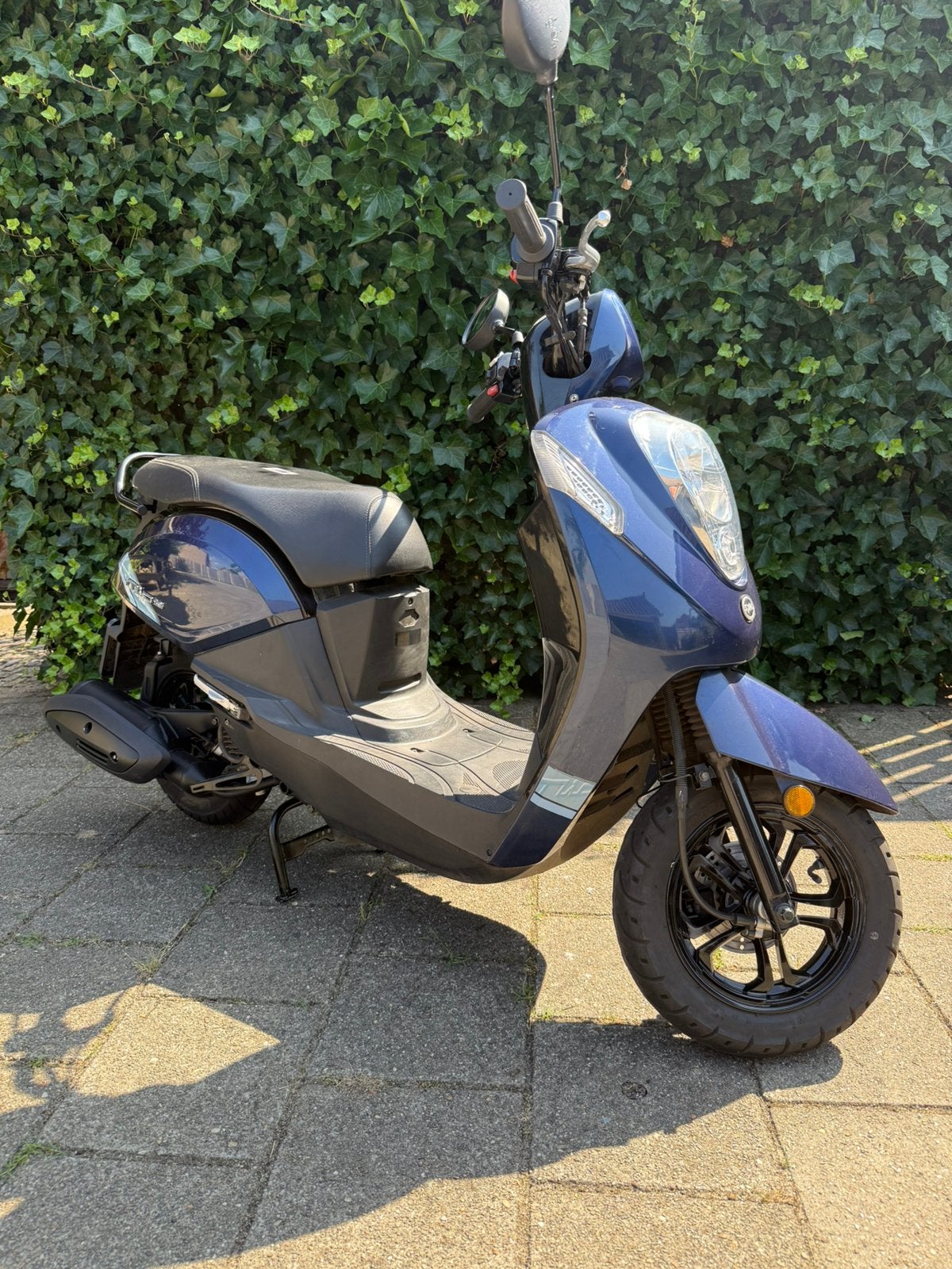 Sym mio 50i e5 injectie bj 9-2022 brom scooter, Fietsen en Brommers, Scooters | SYM, Gebruikt, Maximaal 45 km/u, Benzine, Ophalen