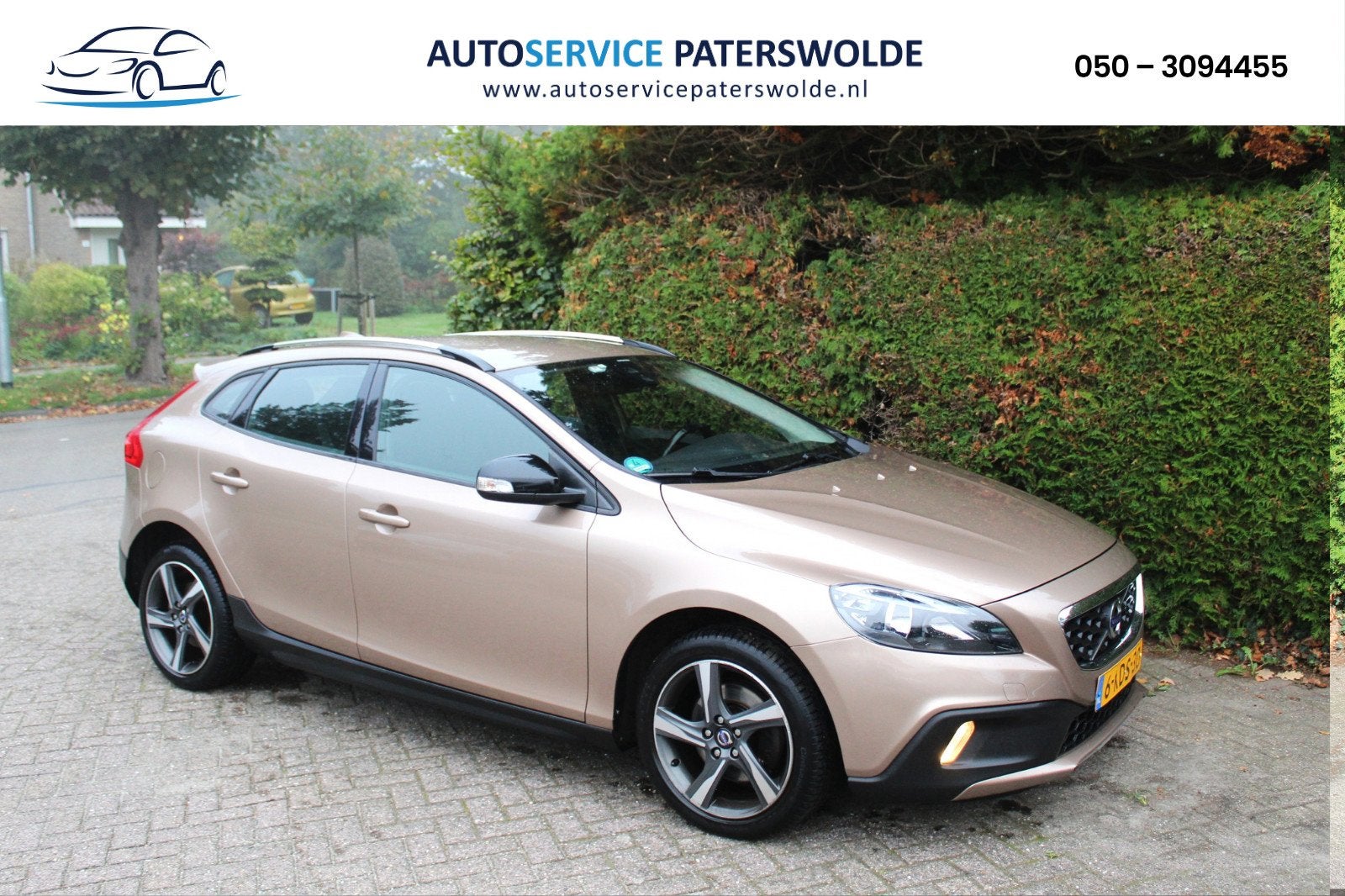 Volvo V40 Cross Country 1.6 T4 Kinetic, 4 cilinders, Origineel Nederlands, Bedrijf, Verwarmde buitenspiegels