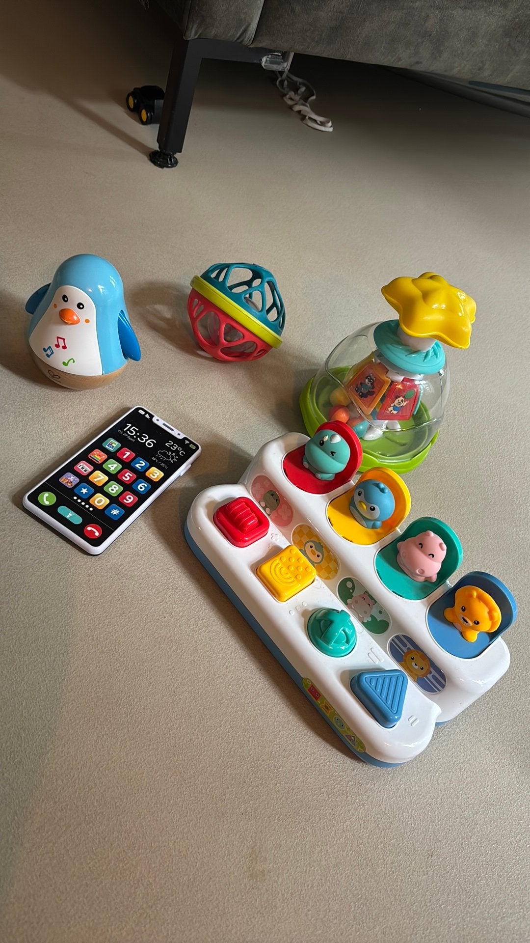 Diverse babyspeelgoed: rammelaar, telefoon, pinguïn en meer, Ophalen, Gebruikt, Overige typen, Met geluid