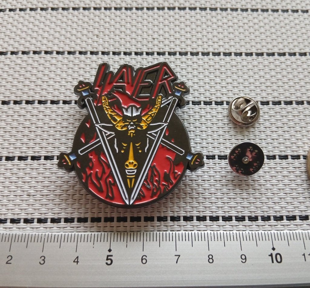 Slayer prachtige shaped metal pin badge speld n2 metal, Verzenden, Nieuw, Overige typen