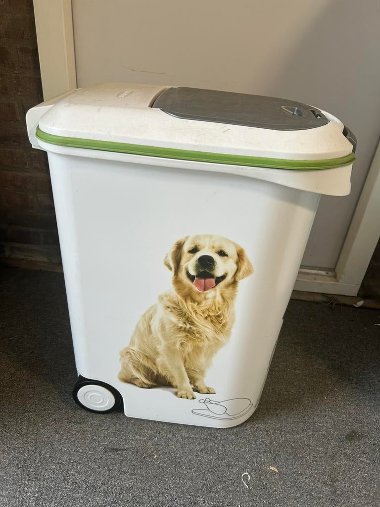Voerton (hondenbrokken), Dieren en Toebehoren, Ophalen, Hond