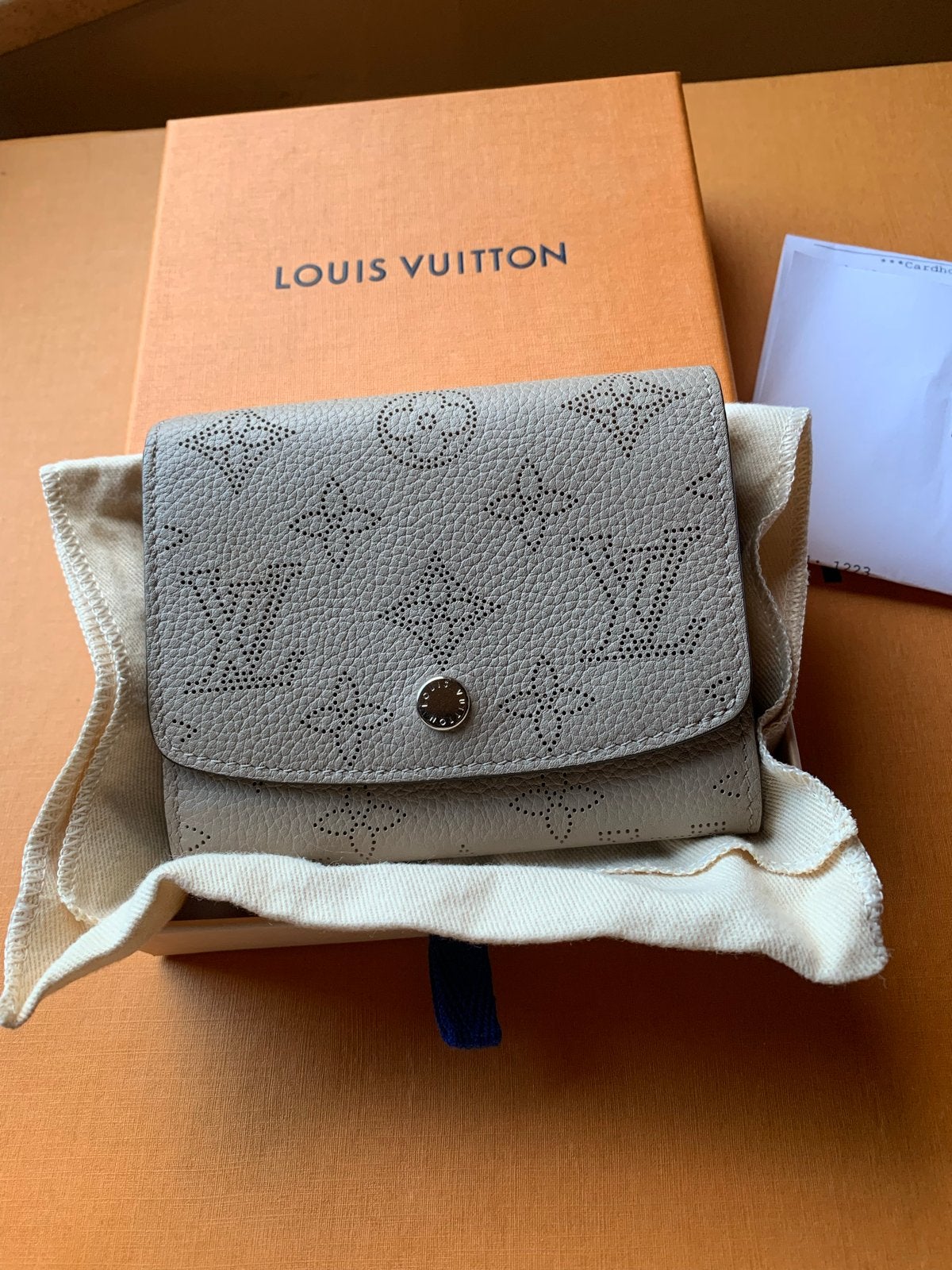 Louis Vuitton Portemonnee - Zo goed als nieuw, Overige merken, Beige, Ophalen of Verzenden, Zo goed als nieuw