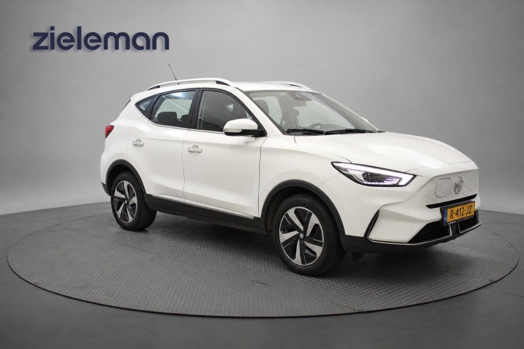 Mg ZS Long Range Comfort 70 kWh - Carplay, Camera, Adapt. Cr, Auto's, Gebruikt, 1595 kg, ZS, Wit