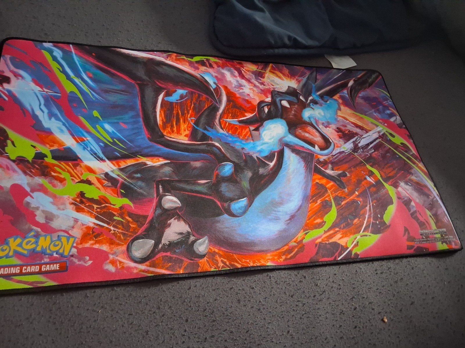 playmat charizard upc, Ophalen of Verzenden, Ergonomisch, Nieuw