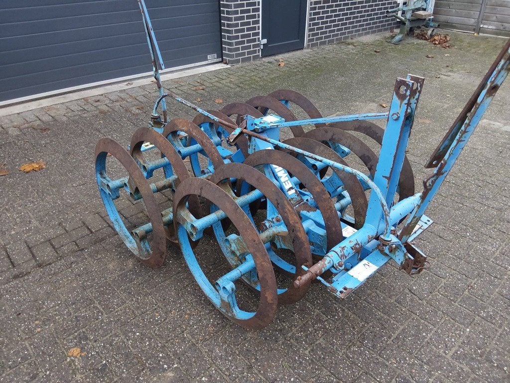 Lemken Variopack Vorenpakker 45 graden voor 3 schaar ploeg, Overige, Weseler Straße 5
46519  Alpen, DE, Info@lemken.com, LEMKEN Gmb