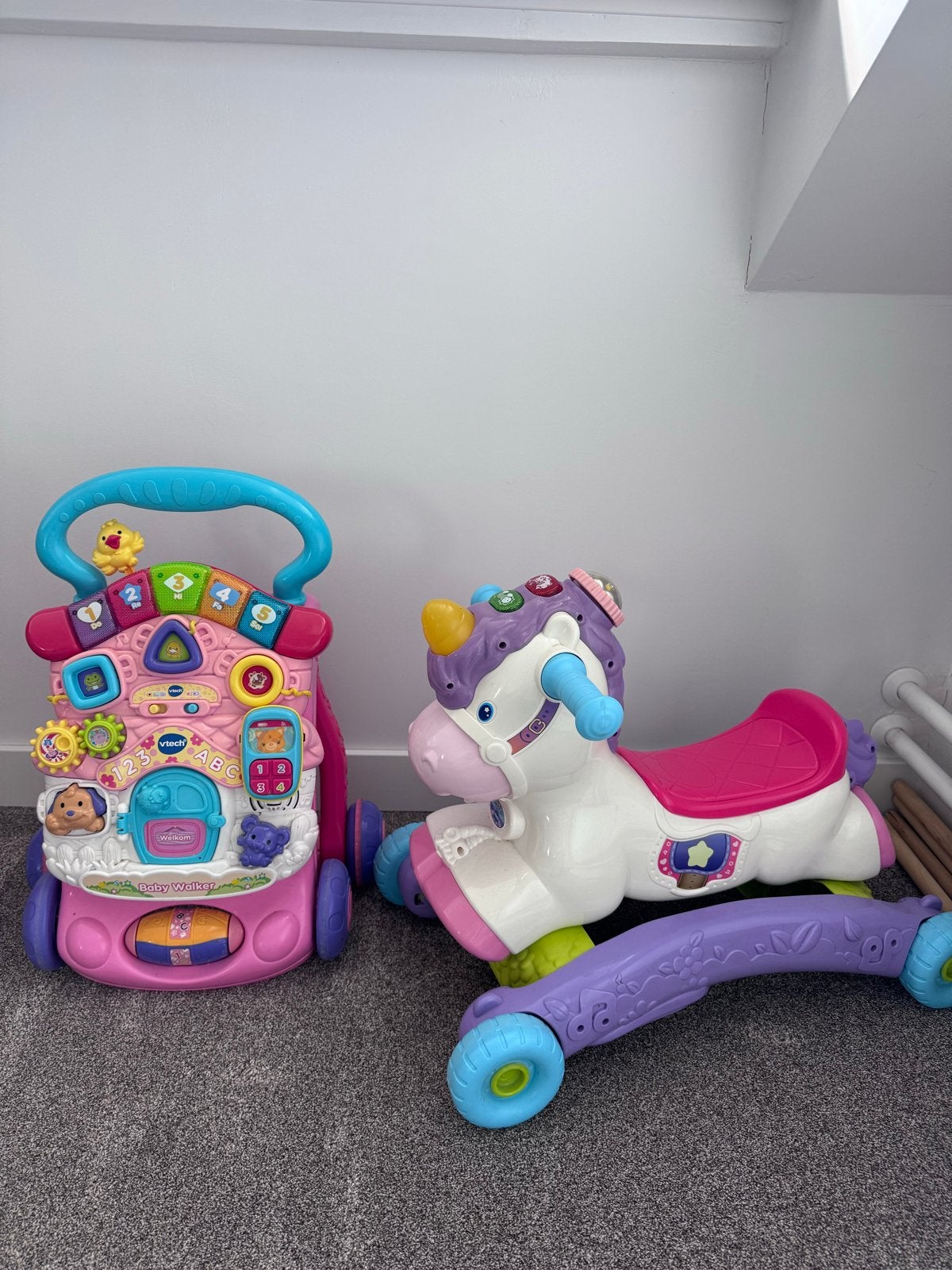 VTech Baby Walker en Eenhoorn Loopfiets, Ophalen, Zo goed als nieuw, Overige typen, Met licht