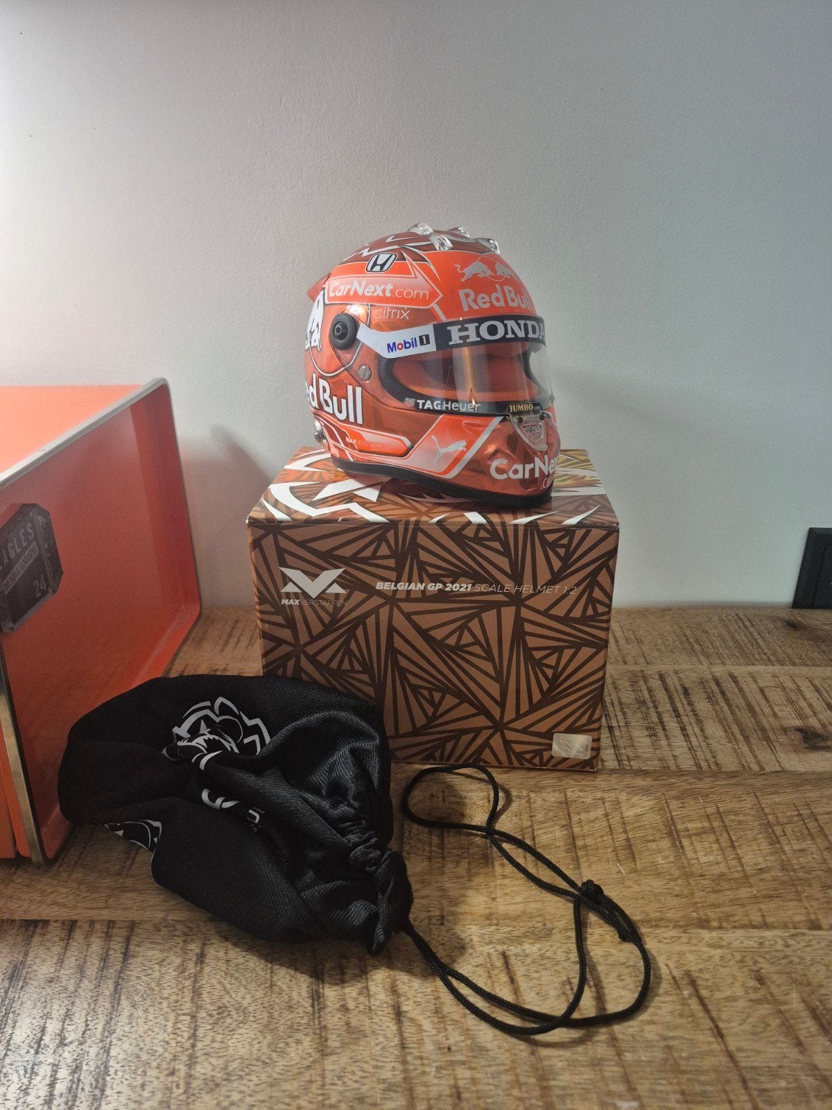 Max Verstappen Spa 2021 helm Schaal 1:2, Ophalen of Verzenden, Zo goed als nieuw, Formule 1