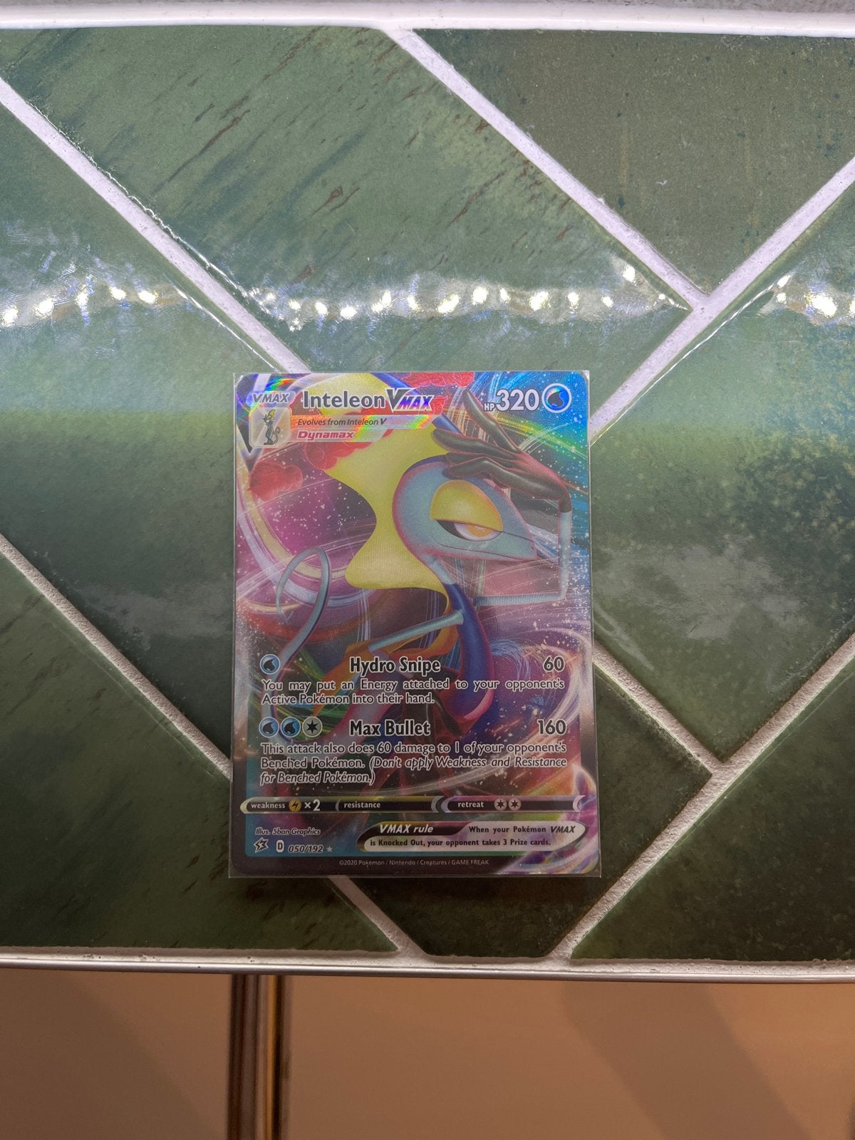Inteleon VMAX Pokémon Kaart - Dynamax 320 HP, Ophalen of Verzenden, Zo goed als nieuw, Losse kaart