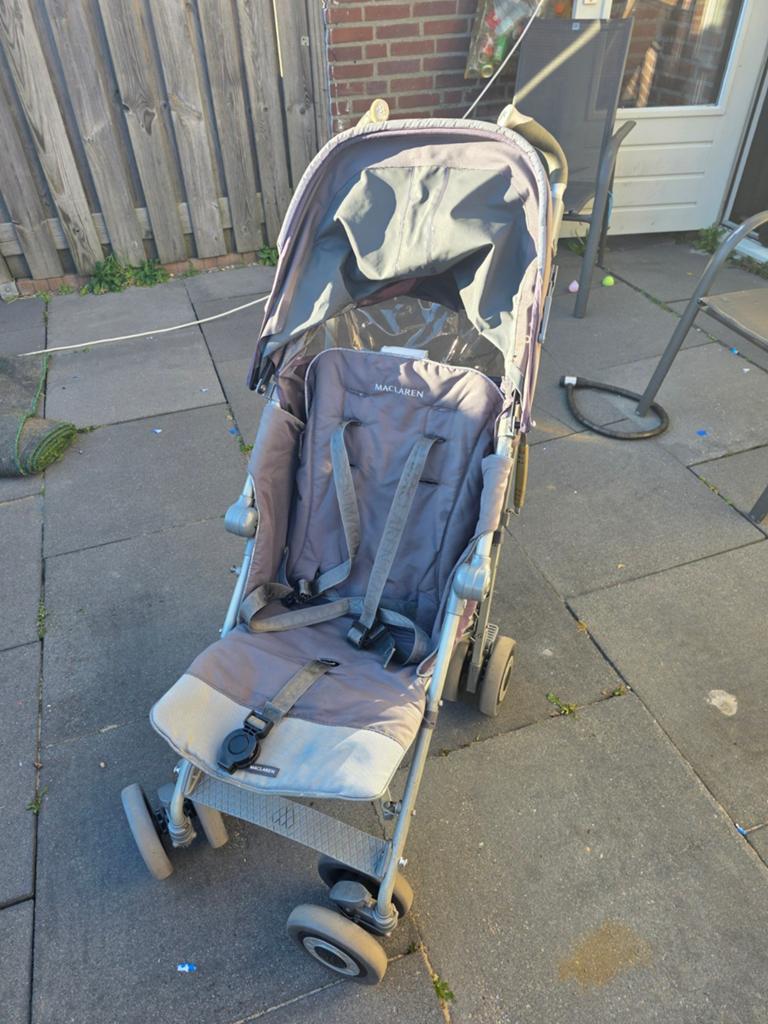 Maclaren Techno XT Buggy - Comfortabel en Compleet, Ophalen, Zo goed als nieuw, Maclaren, Verstelbare rugleuning