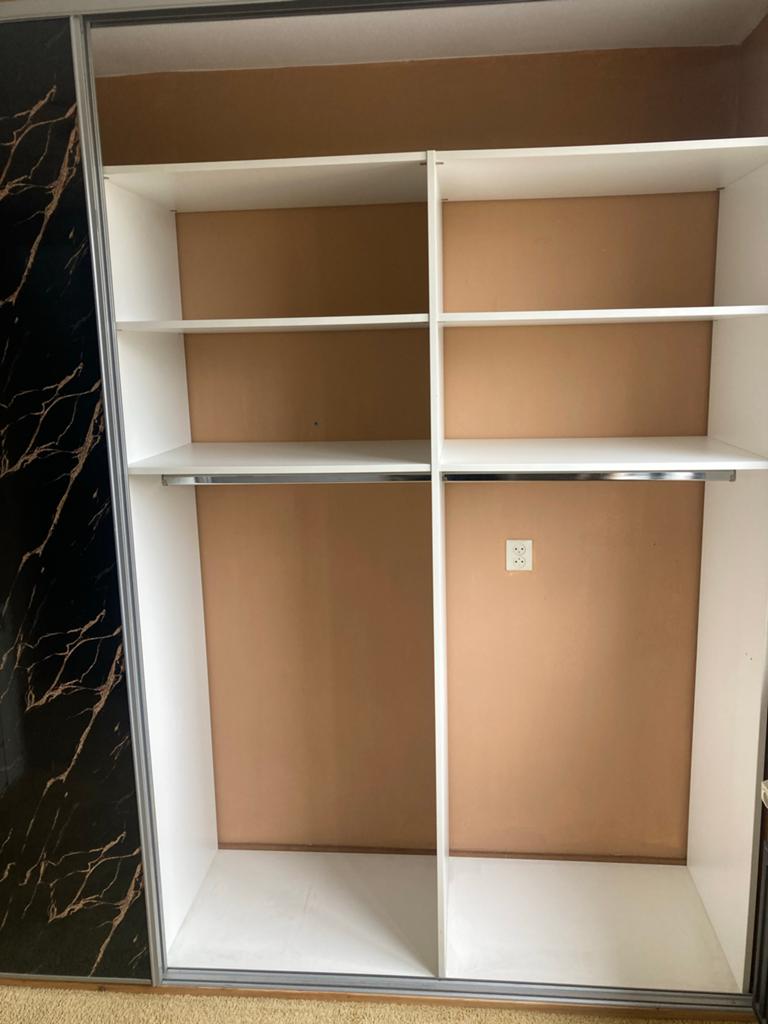 Inloopkast / Schuifkast met marmerlook deuren, Ophalen, Overige materialen, 200 cm of meer, Zo goed als nieuw