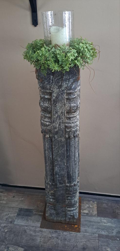 Oud Indiase pilaar/zuil/baluster uniek van vorm, Ophalen