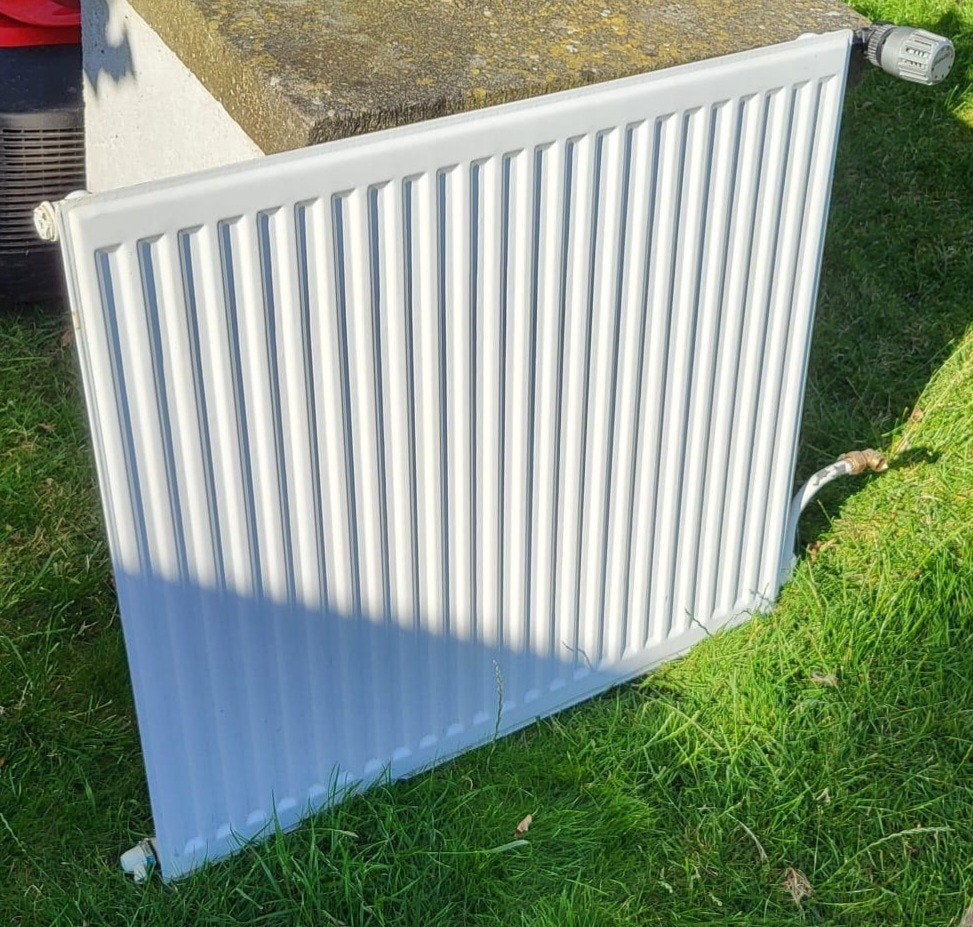 Gebruikte radiators diverse afm incl. beugels en therm.kraan, 30 tot 80 cm, Gebruikt, Radiator, Ophalen of Verzenden
