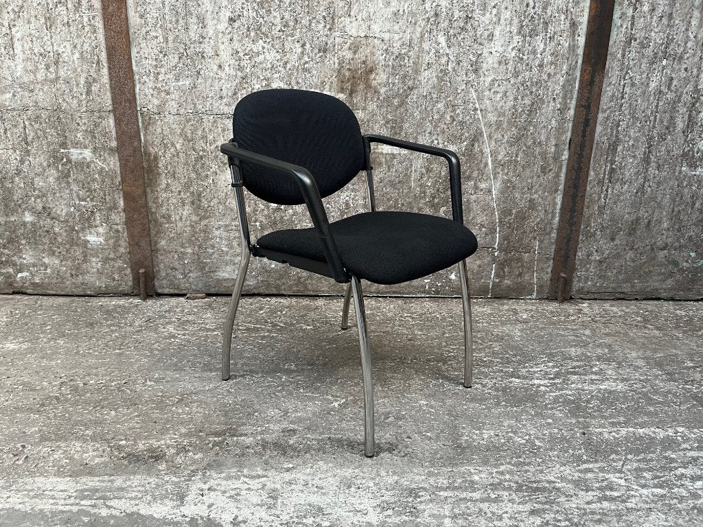100x Nieuwe vergaderstoel Wendy P - Zwart gestoffeerd, Huis en Inrichting, Zwart, Ophalen of Verzenden, Vijf, Zes of meer stoelen