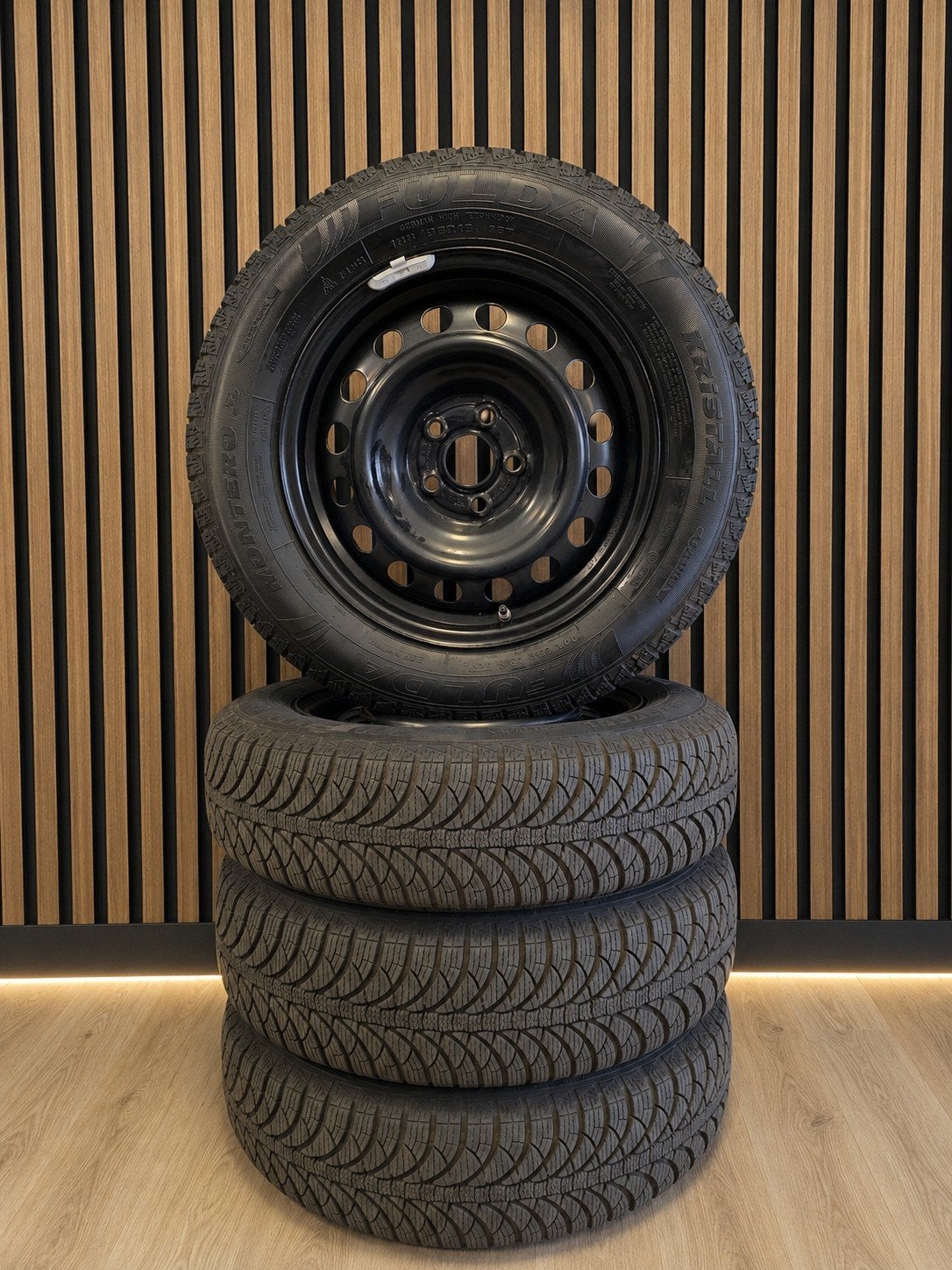 Yaris Winterbanden op velgen TPMS, Auto-onderdelen, Banden en Velgen, Ophalen, Gebruikt, 15 inch, Banden en Velgen