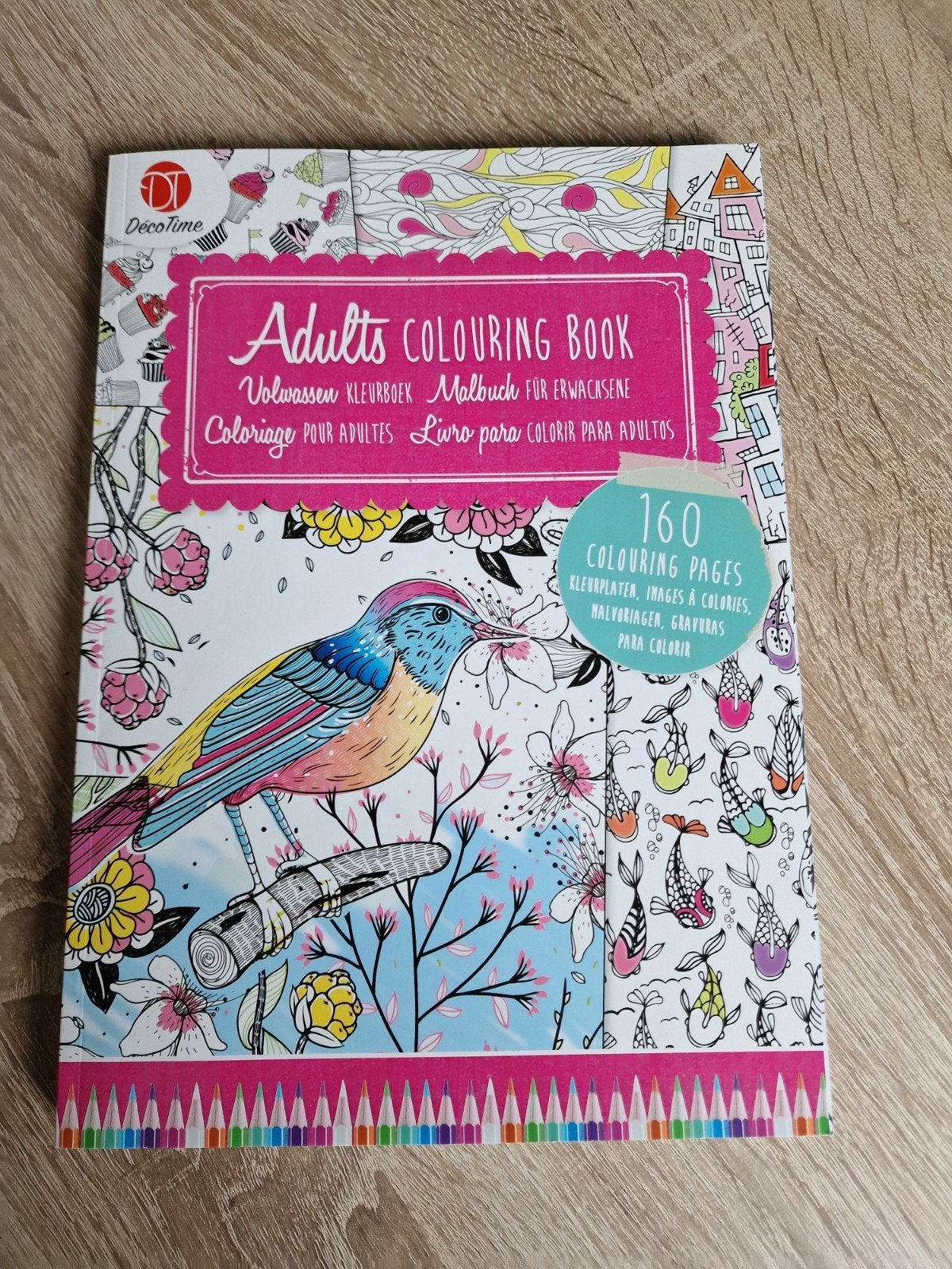 Adults colouring book, Hobby en Vrije tijd, Tekenen, Ophalen of Verzenden, Zo goed als nieuw, Boek of Gids