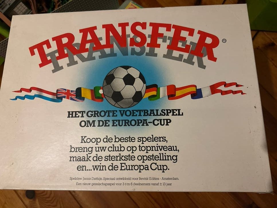 Transfer: Het Grote Voetbalspel om de Europa-Cup, Hobby en Vrije tijd, Drie of vier spelers, Ophalen of Verzenden, Gebruikt