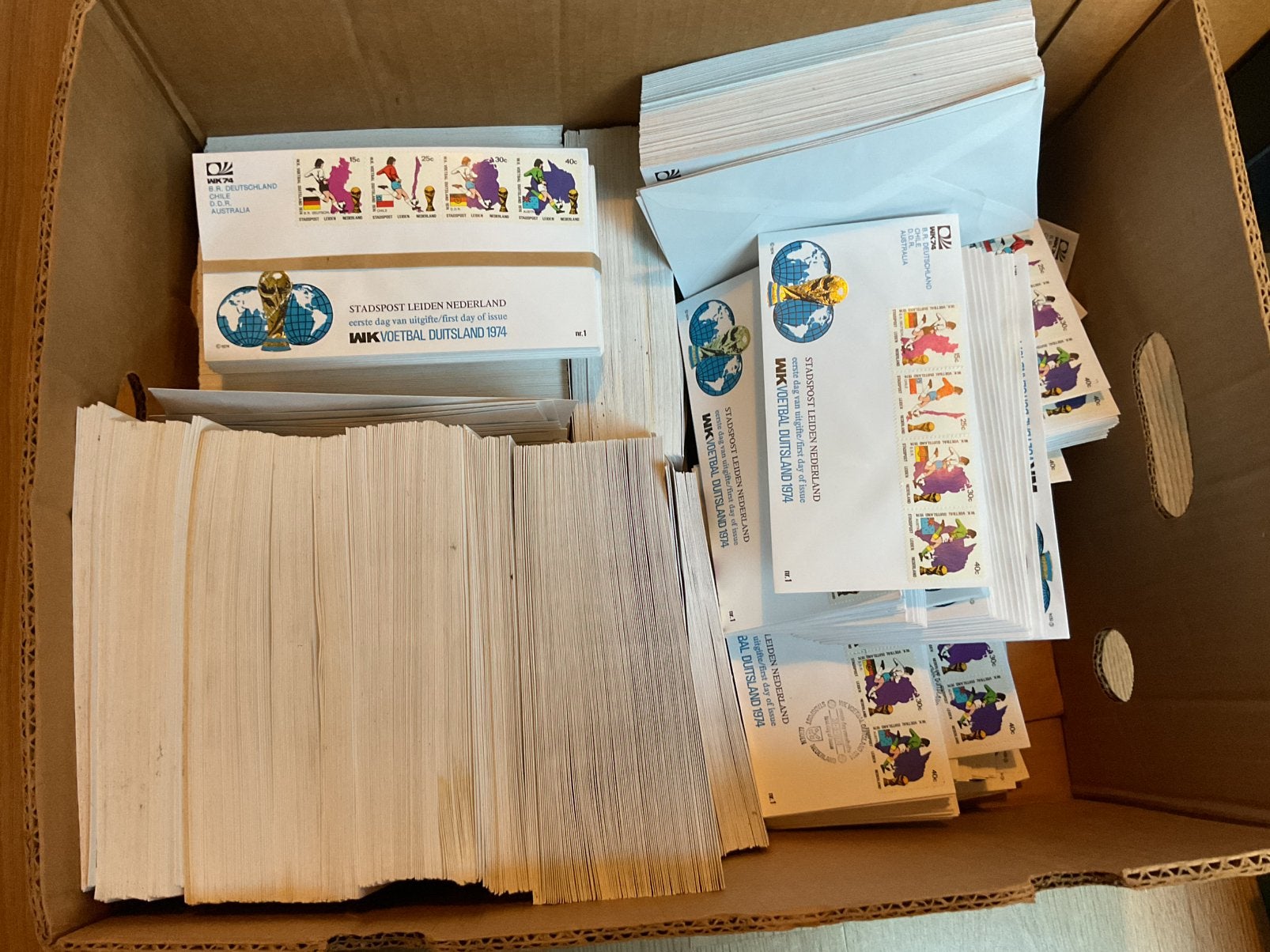 Doos vol dezelfde FDC Stadspost Nederland Apeldoorn, Postzegels en Munten, Ophalen of Verzenden, Nederland