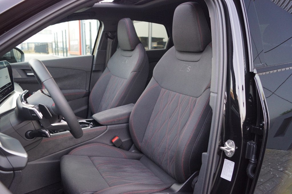 Audi Q3 SPORTBACK e-Hybrid S-Line 272pk/Panodak/Camera/20 In, Automaat, Gebruikt, Overige modellen, Met garantie (alle)