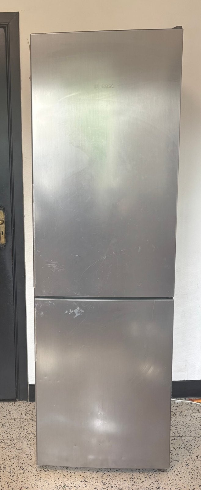 Bosch Koel-vriescombinatie Inbouw – Goede Staat, Witgoed en Apparatuur, Koelkasten en IJskasten, 200 liter of meer, Ophalen, Met aparte vriezer