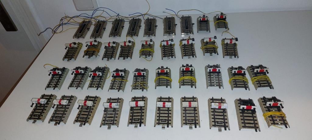 Märklin M RAILS stootblokken en ontkoppelrails, Wisselstroom, Gebruikt, Rails, Ophalen of Verzenden