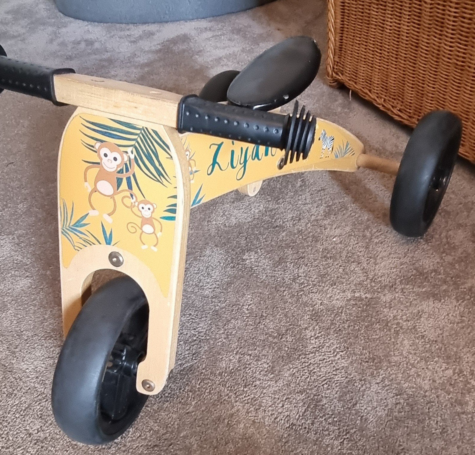 Houten loopfiets met jungleprint - Zo goed als nieuw, Kinderen en Baby's, Ophalen, Zo goed als nieuw, Loopfiets